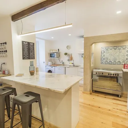 Lovelystay - Downtown Magnificent Flat *