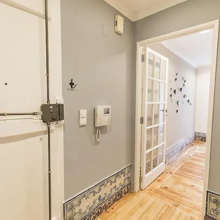Lovelystay - Downtown Magnificent Flat * Lisbon