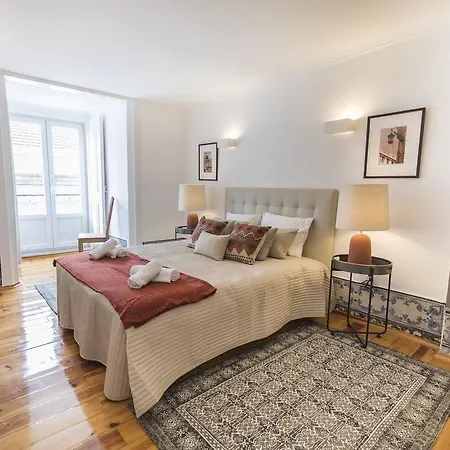 Lovelystay - Downtown Magnificent Flat Lisboa