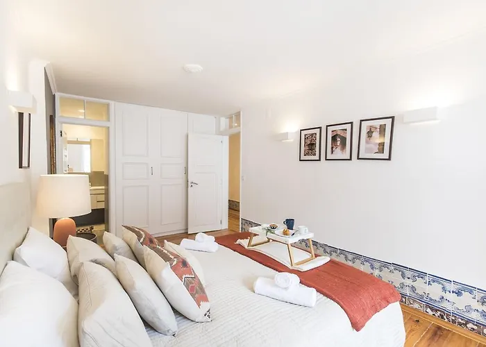 Lovelystay - Downtown Magnificent Flat Daire