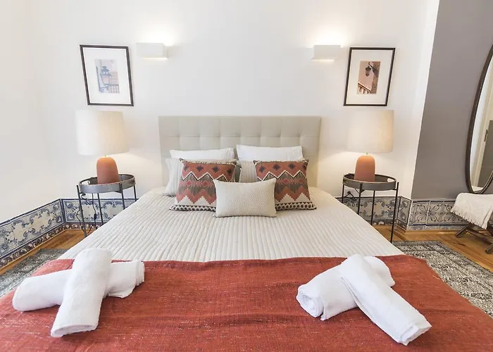 Lovelystay - Downtown Magnificent Flat Daire *
