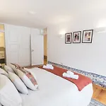 Lovelystay - Downtown Magnificent Flat شقة