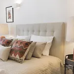 Lovelystay - Downtown Magnificent Flat *
