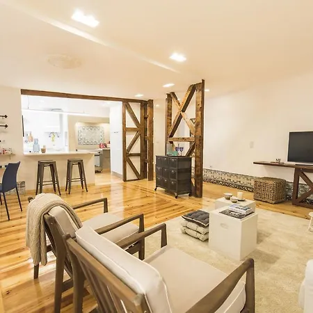 Lovelystay - Downtown Magnificent Flat * Lissabon