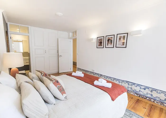 Lovelystay - Downtown Magnificent Flat Lägenhet